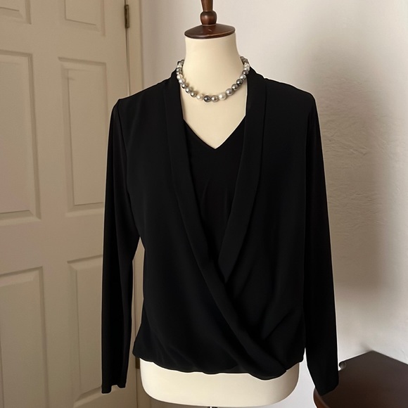 Afani Basic Black Blouse - Picture 1 of 9